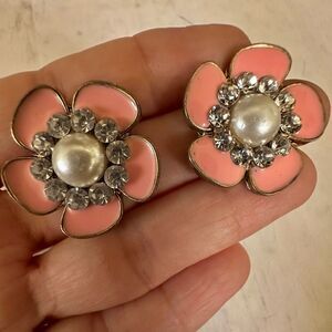 Pink rhinestone faux pearl post earrings